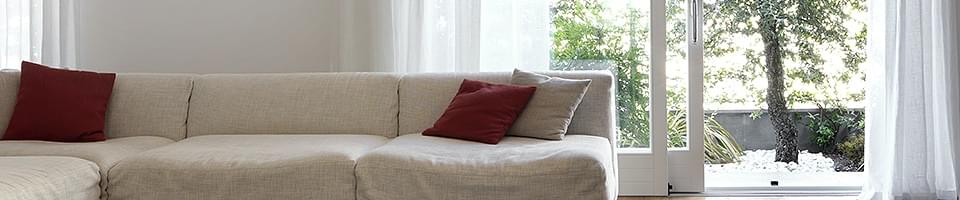 Terrassen Schiebetür aus Kunststoff, Holz und Holz-Alu