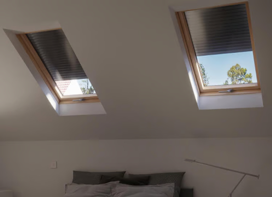 Dachfenster mit Rollladen