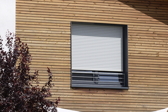 Fensterbank in Anthrazit RAL 7016 Außenansicht