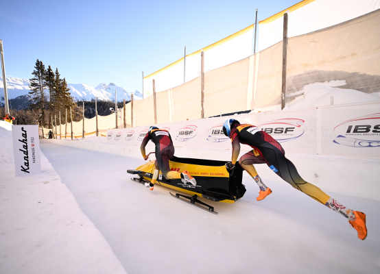 fensterversand.com sponsort das deutsche Bob-Team