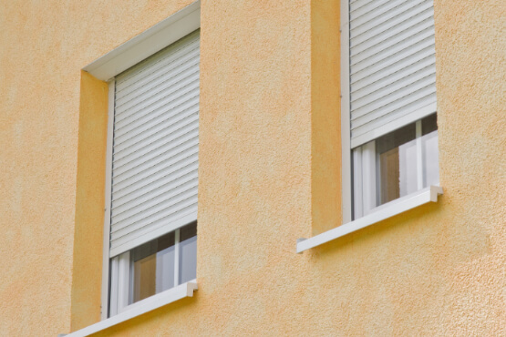 Fenster mit integriertem Rollladen